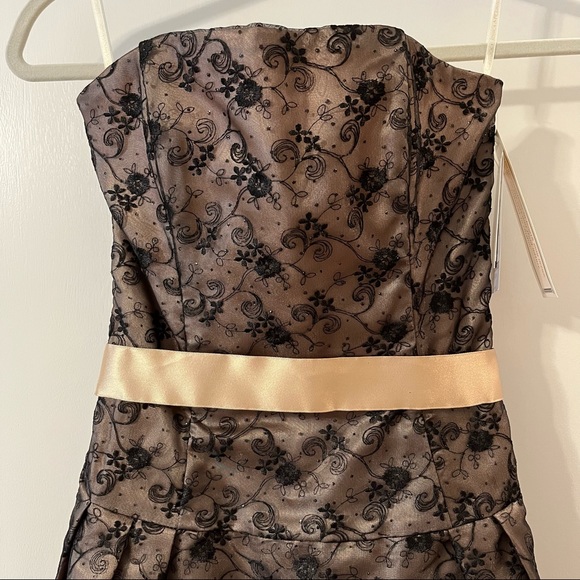 Jessica McClintock Strapless Dress - Black and Champagne - Size 6 - Picture 3 of 9